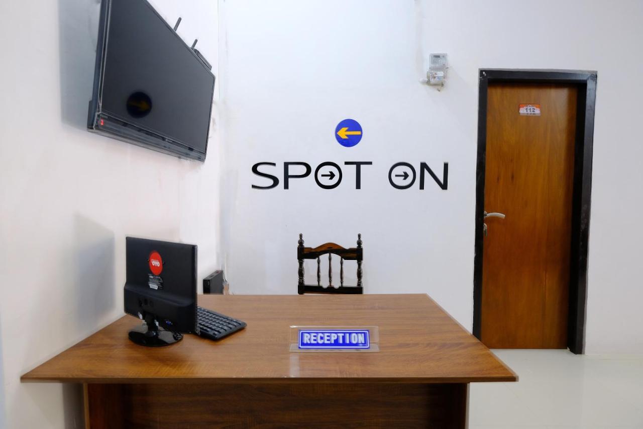 Spot On 1784 Tnc Residence Syariah Mataram Dış mekan fotoğraf