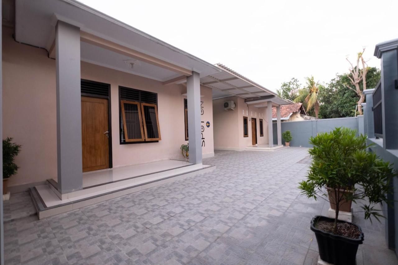 Spot On 1784 Tnc Residence Syariah Mataram Dış mekan fotoğraf