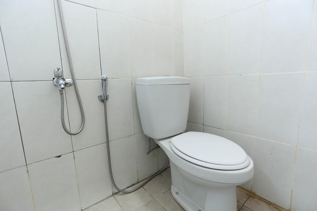 Spot On 1784 Tnc Residence Syariah Mataram Dış mekan fotoğraf